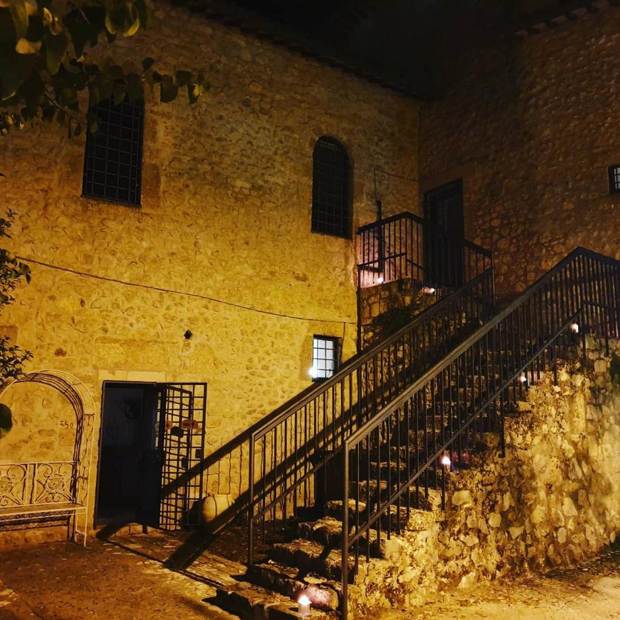 ホテル Abbazia Ss. Quirico E Giulitta Micigliano エクステリア 写真