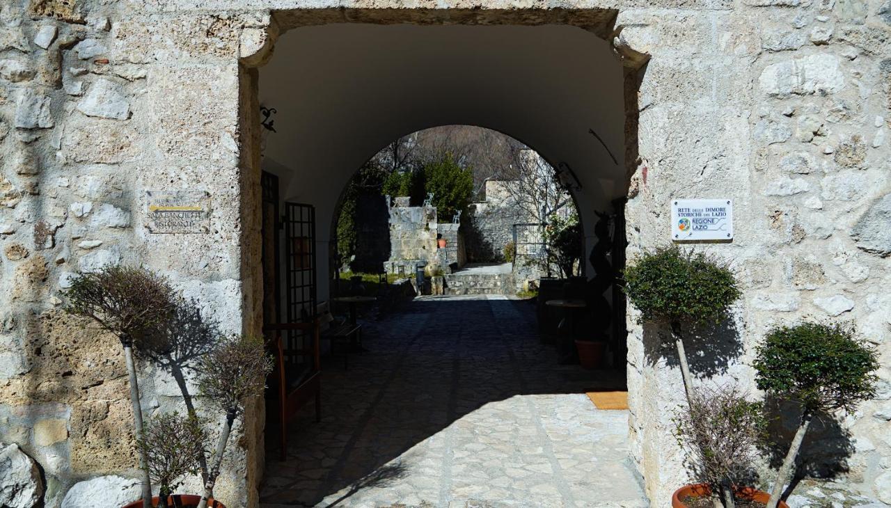ホテル Abbazia Ss. Quirico E Giulitta Micigliano エクステリア 写真