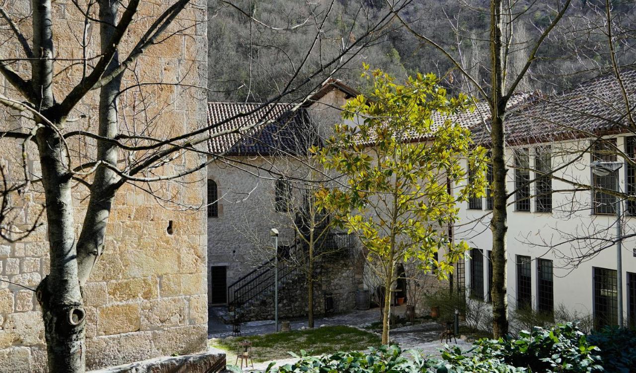 ホテル Abbazia Ss. Quirico E Giulitta Micigliano エクステリア 写真