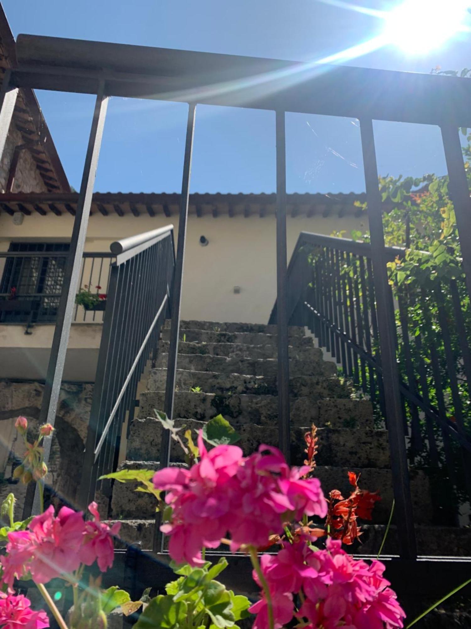 ホテル Abbazia Ss. Quirico E Giulitta Micigliano エクステリア 写真